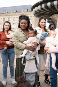 Familles allaitantes participant au JAIFAIMJEMANGE 2024 à Bordeaux