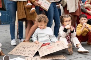 jaifaimjemange-bordeaux-2025-marion-ziade-10 Enfants assis lors du JFJM 2025 à Bordeaux